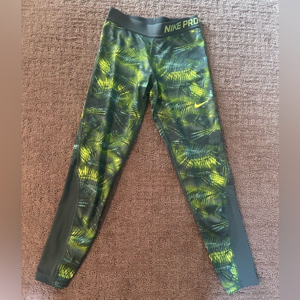 Nike Pro Dri Fit Large